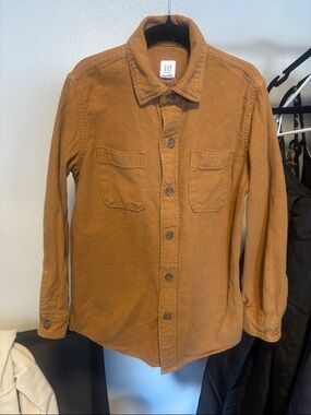 GAP Button-Up Shirt Jacket in Copper Brown
